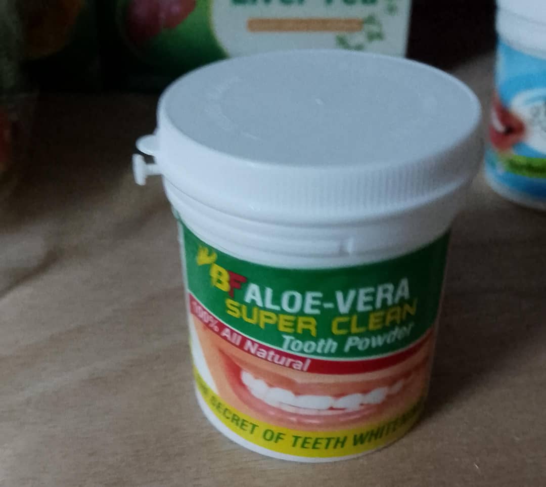 🌿 Layomi Poudre blanchiment dentaire